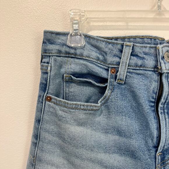 Old Navy Sky Hi Extra High Rise Wide Leg Cropped Jeans 8 Raw Hem Vintage Denim - Picture 4 of 7